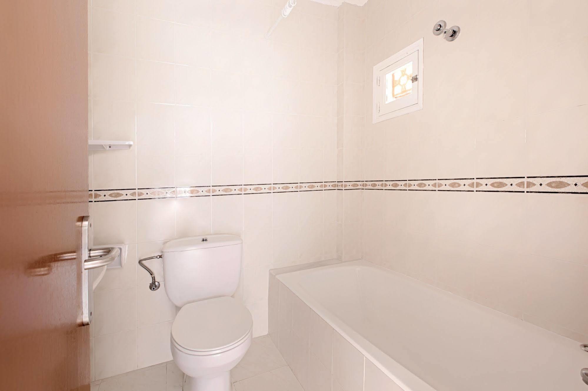 Apartamentos Colomar Santa Eularia des Riu Ngoại thất bức ảnh