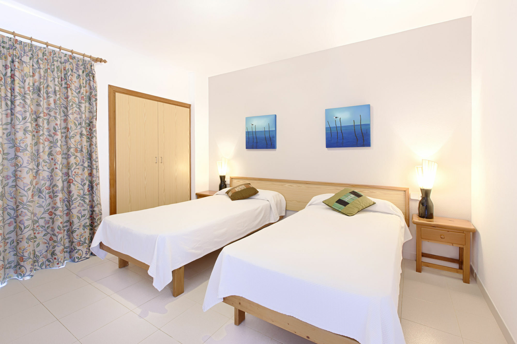 Apartamentos Colomar Santa Eularia des Riu Ngoại thất bức ảnh